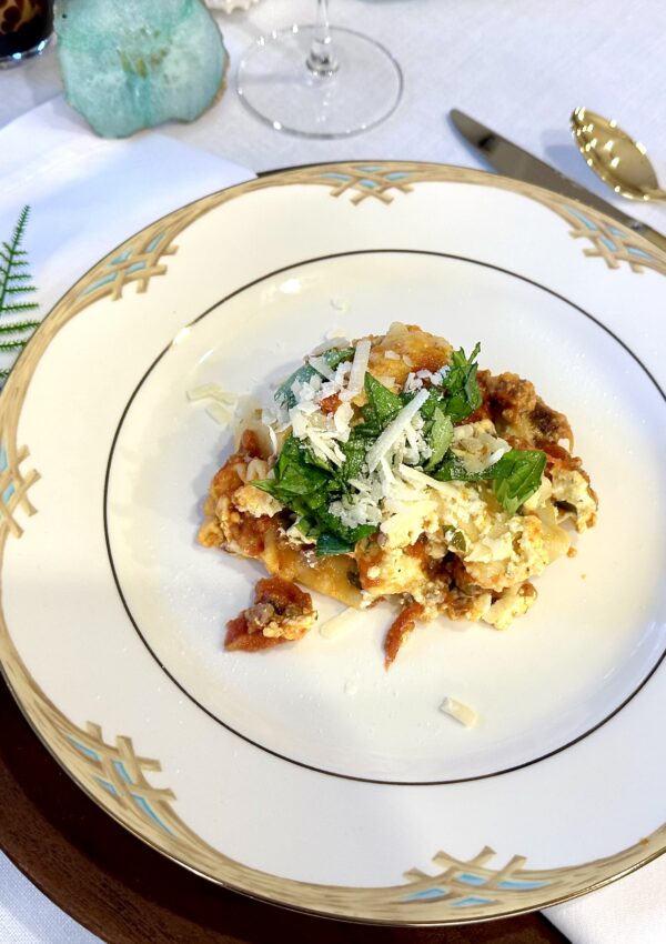 Easy and Delcious Slow Cooker Lasagna