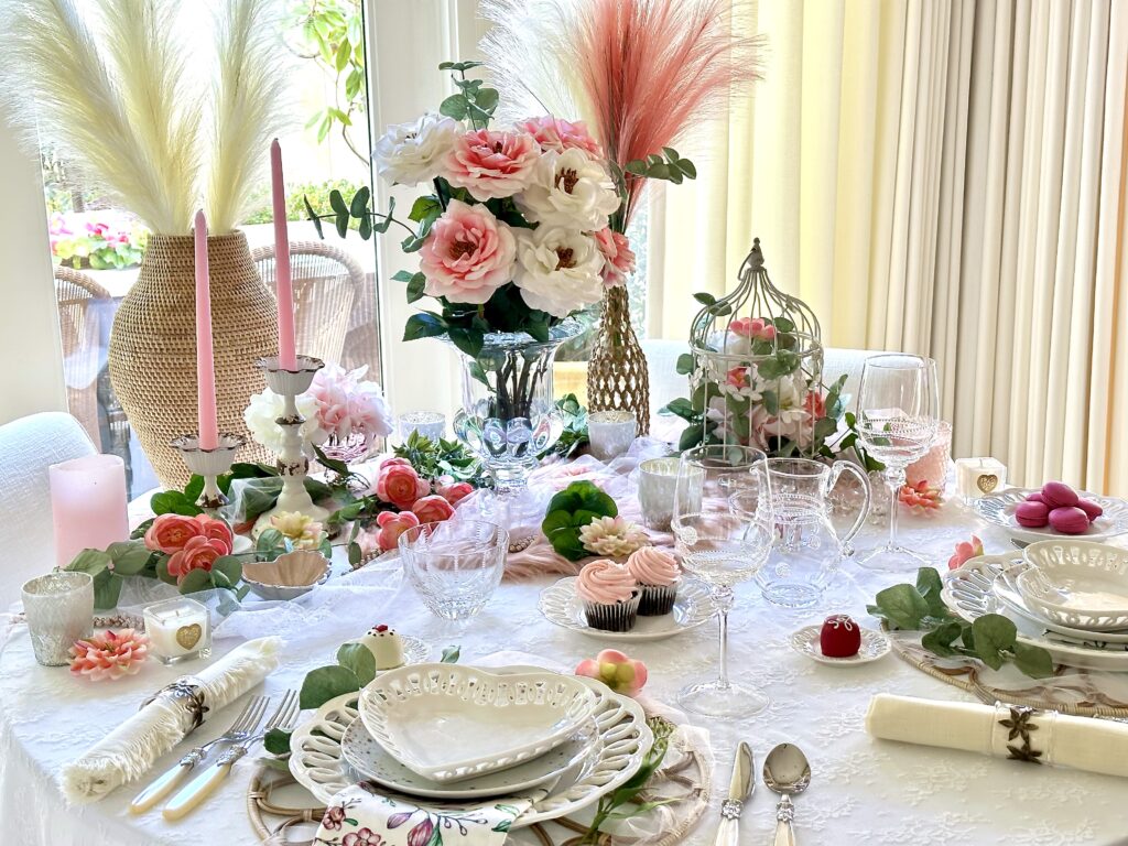 Romantic Picnic Valentine's Day Table Design