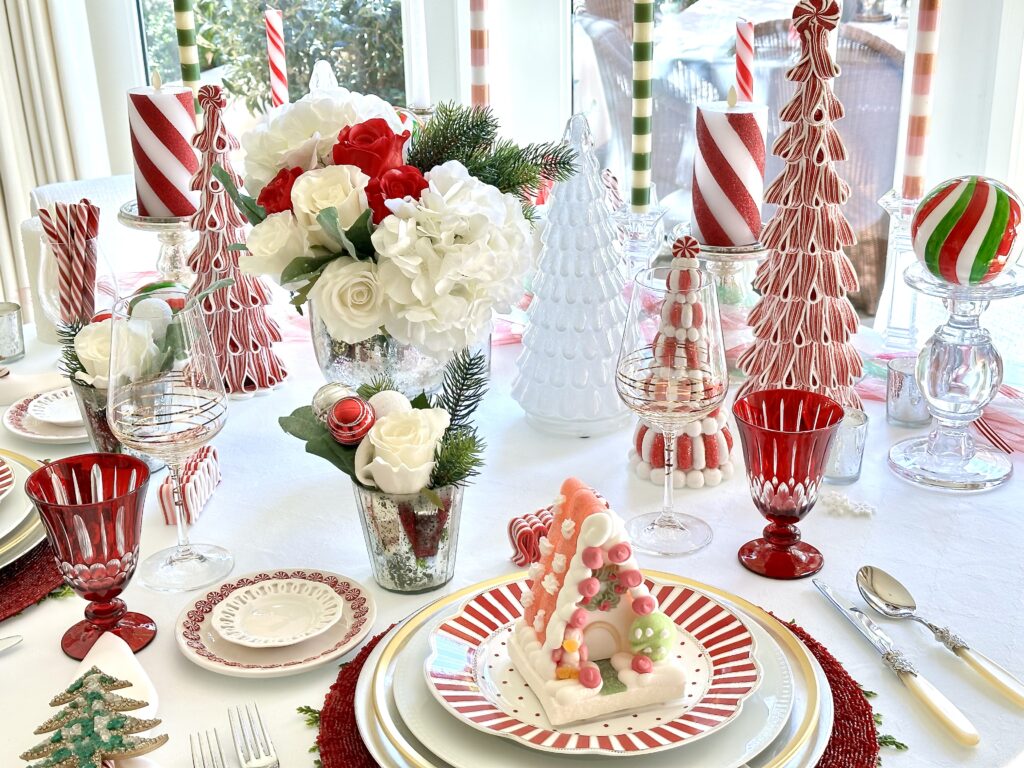 A Candy Cane Christmas Table Design