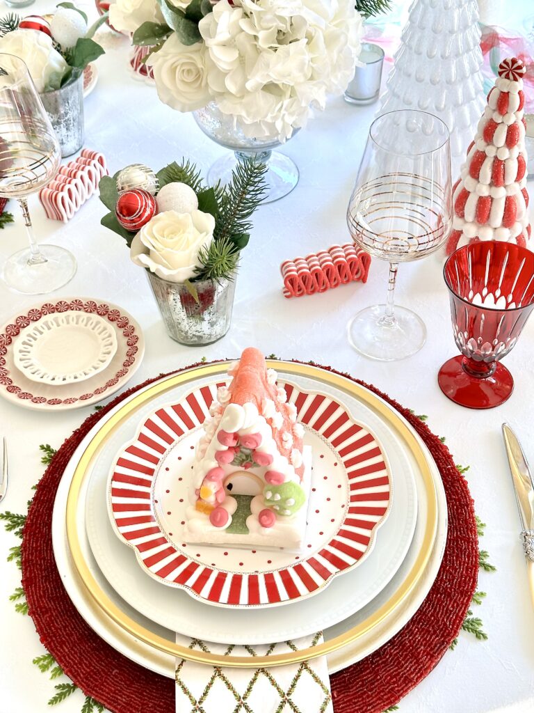 A Candy Cane Christmas Table Design