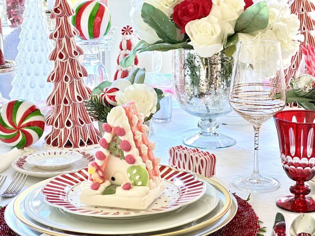 A Candy Cane Christmas Table Design