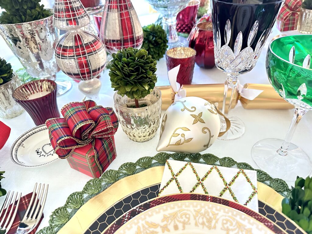 A Tartan Christmas Tablescape