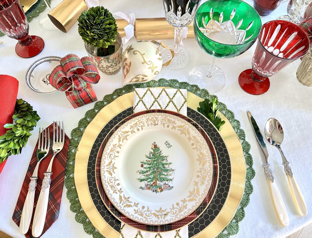 A Tartan Christmas Tablescape