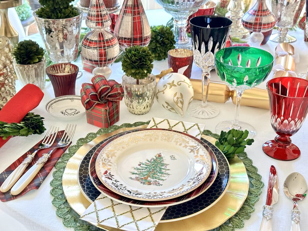 A Tartan Christmas Tablescape