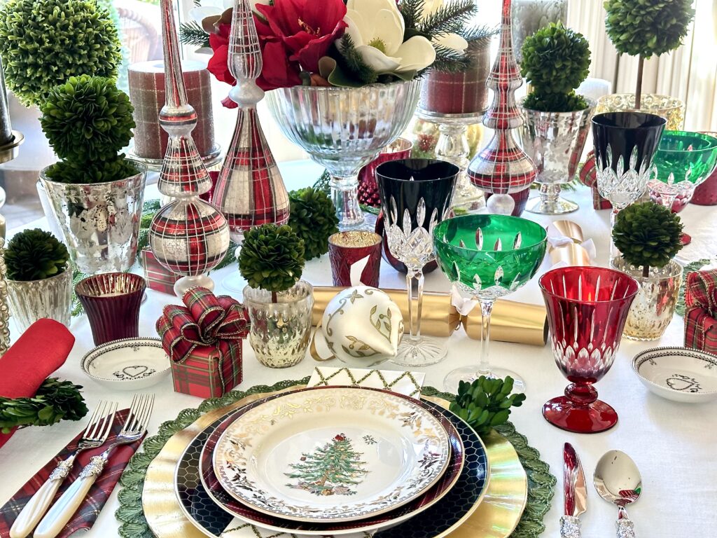 A Tartan Christmas Tablescape