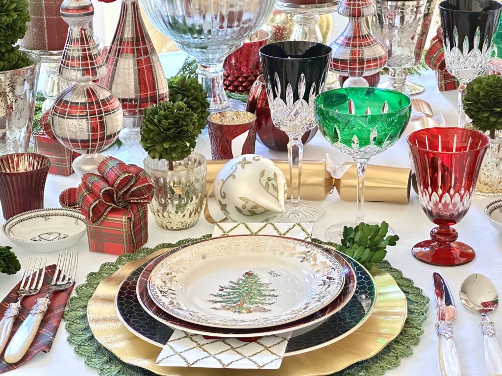 A Tartan Christmas Tablescape