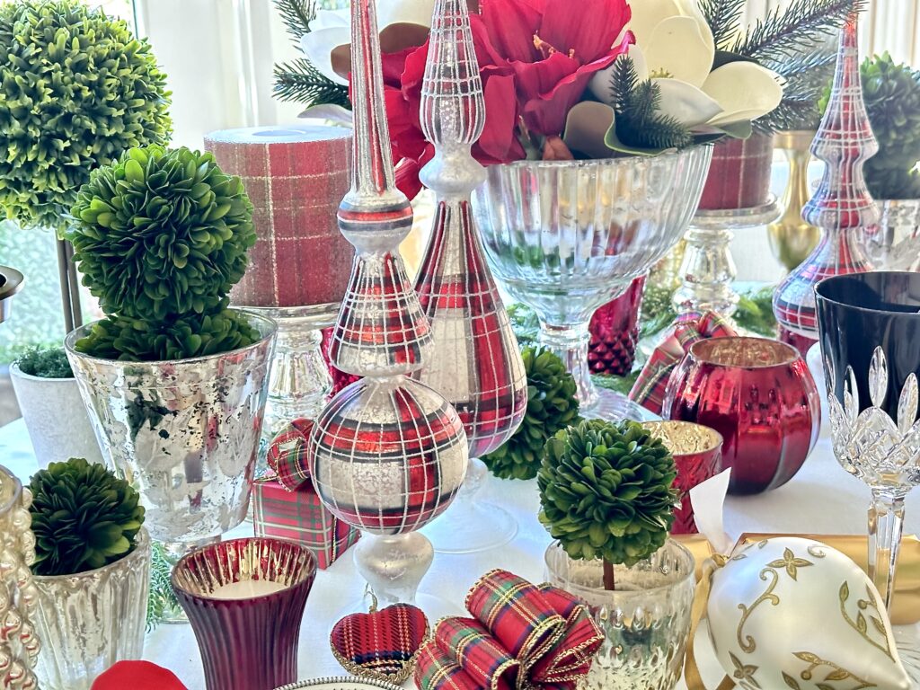 A Tartan Christmas Tablescape