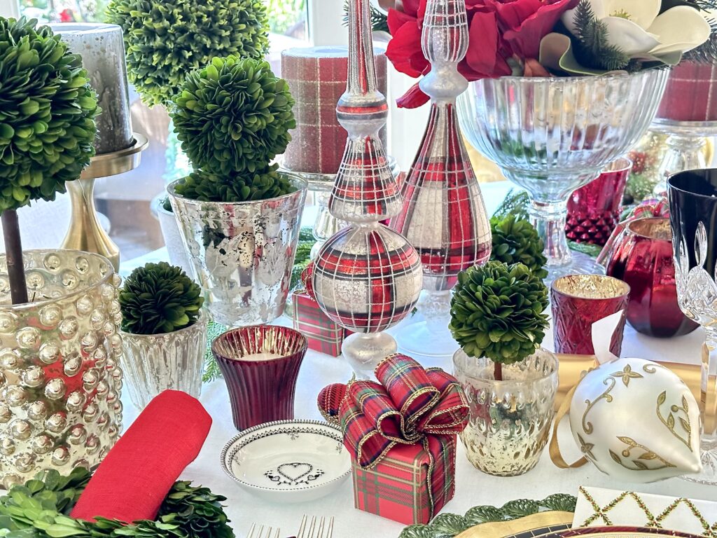 A Tartan Christmas Tablescape