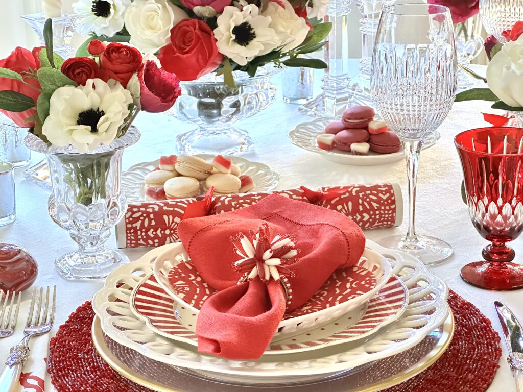 A Red and White Valentine’s Day Tablescape