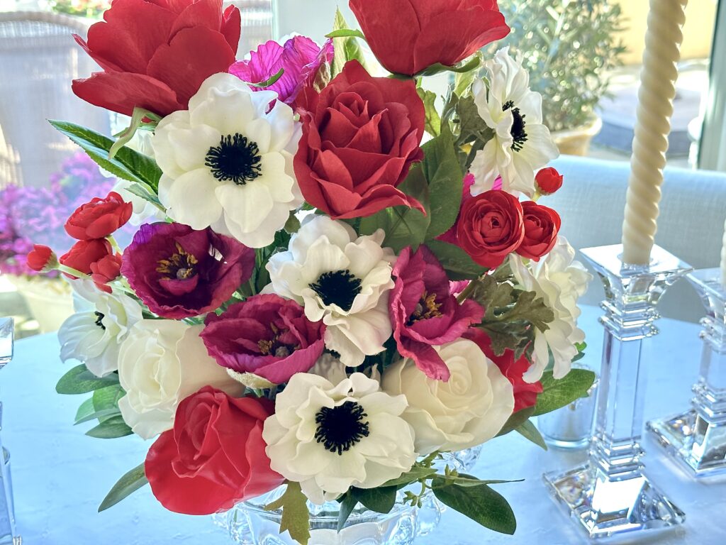 A Red and White Valentine’s Day Tablescape