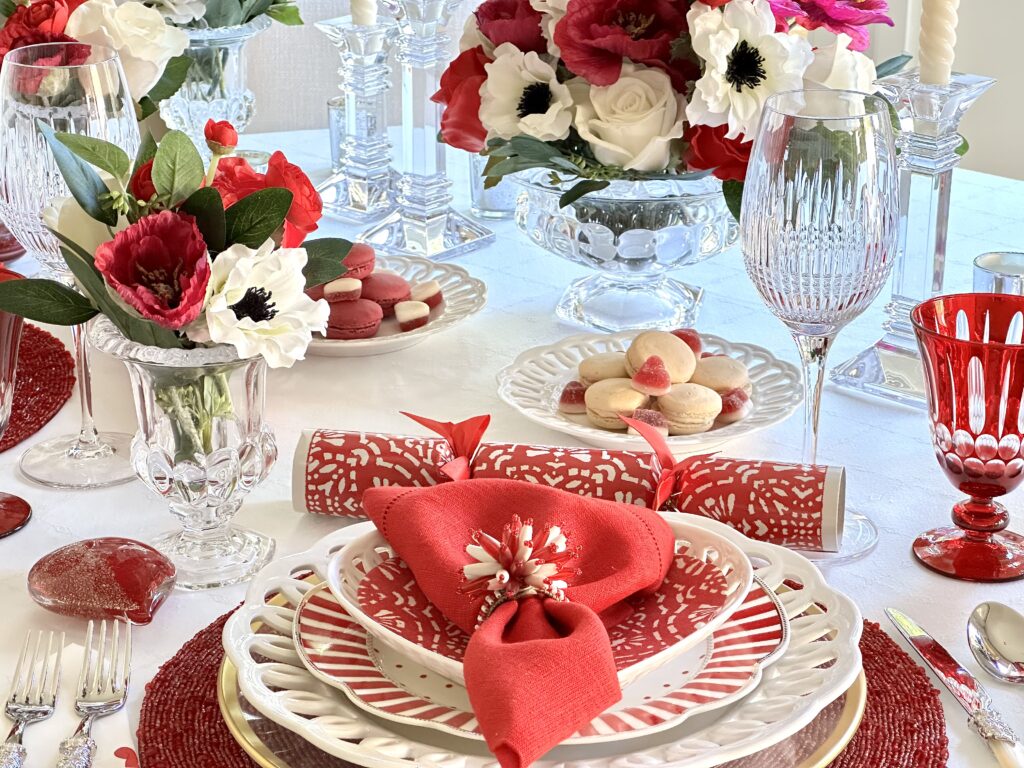 A Red and White Valentine’s Day Tablescape