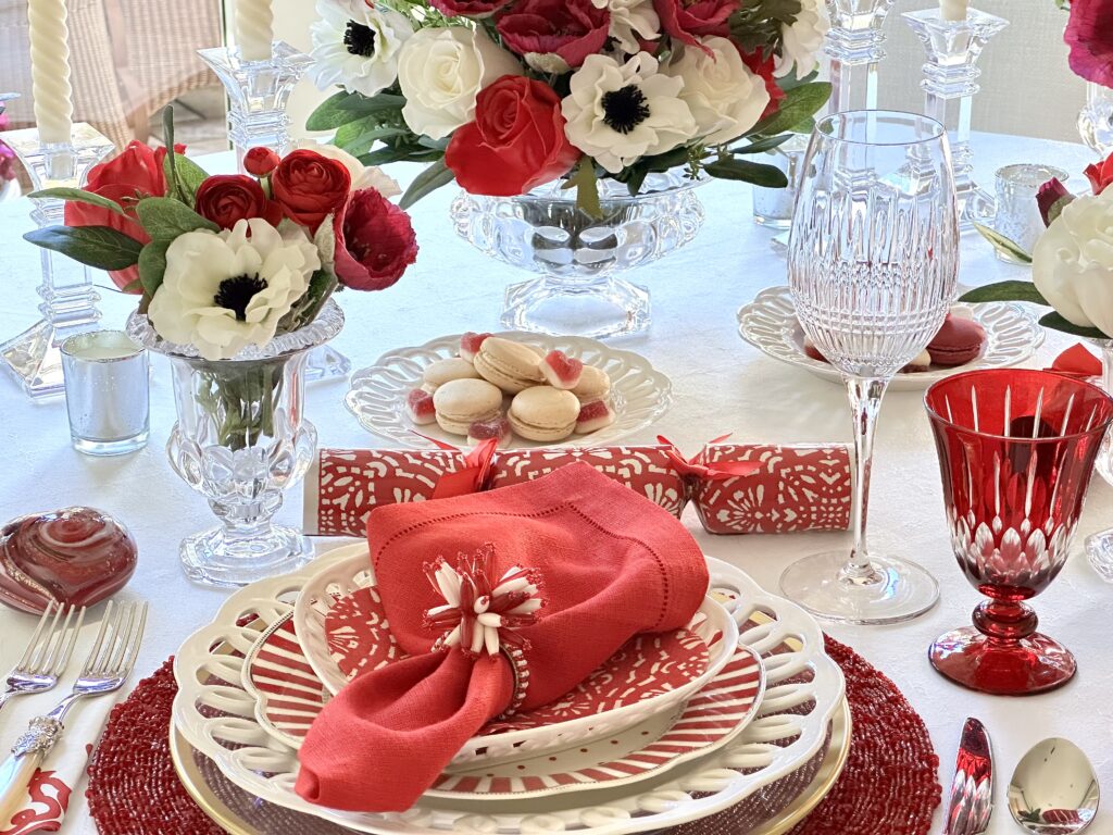 A Red and White Valentine’s Day Tablescape