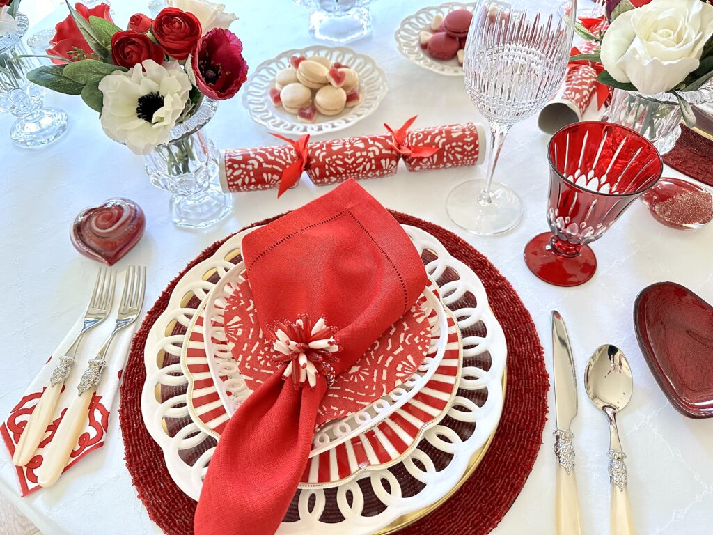 A Red and White Valentine’s Day Tablescape