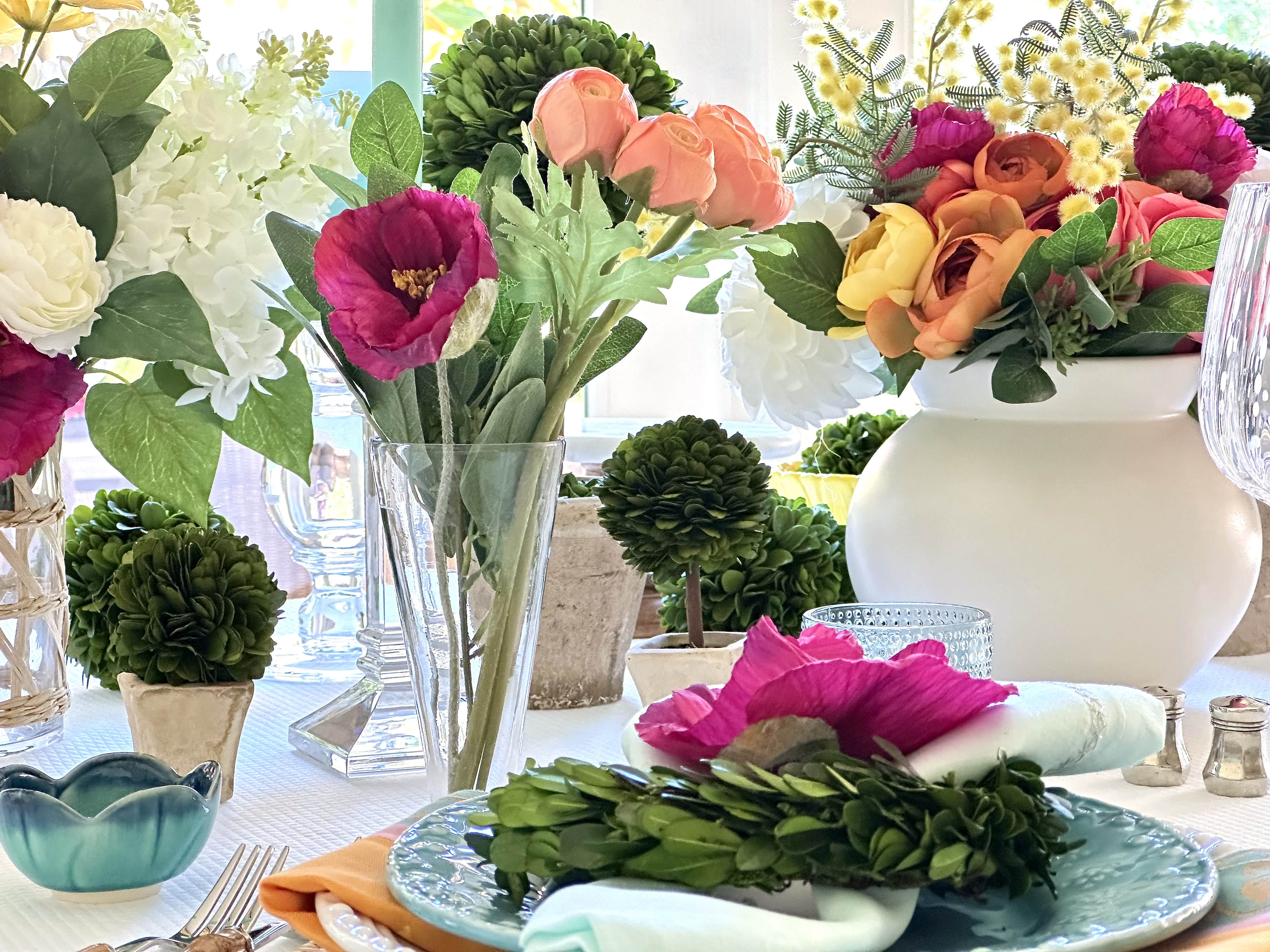 A Vibrant Spring Tablescape