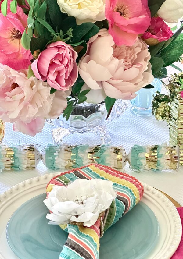 A Playful Cinco de Mayo Tablescape