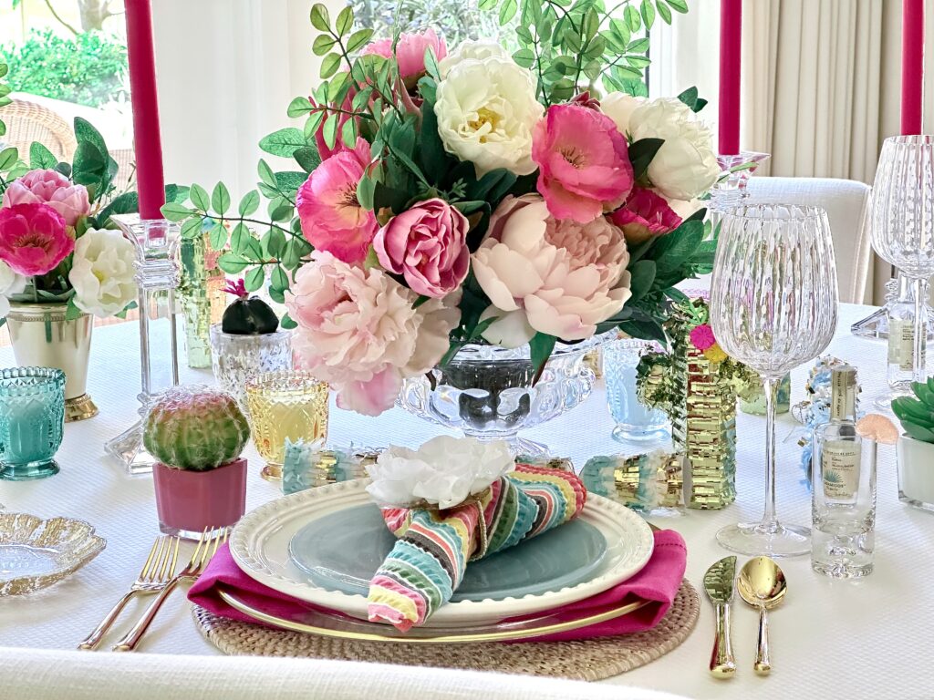 A Playful Cinco de Mayo Tablescape